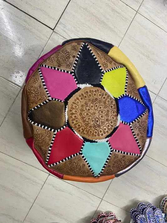 Pouf en cuir marocain arc-en-ciel 