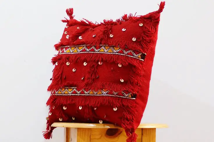 Red Handira Mozoon Pillow